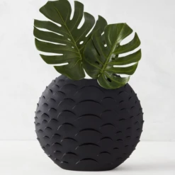 Cobra Vase -Home Decor Shop webimage 120988767 jpg 1